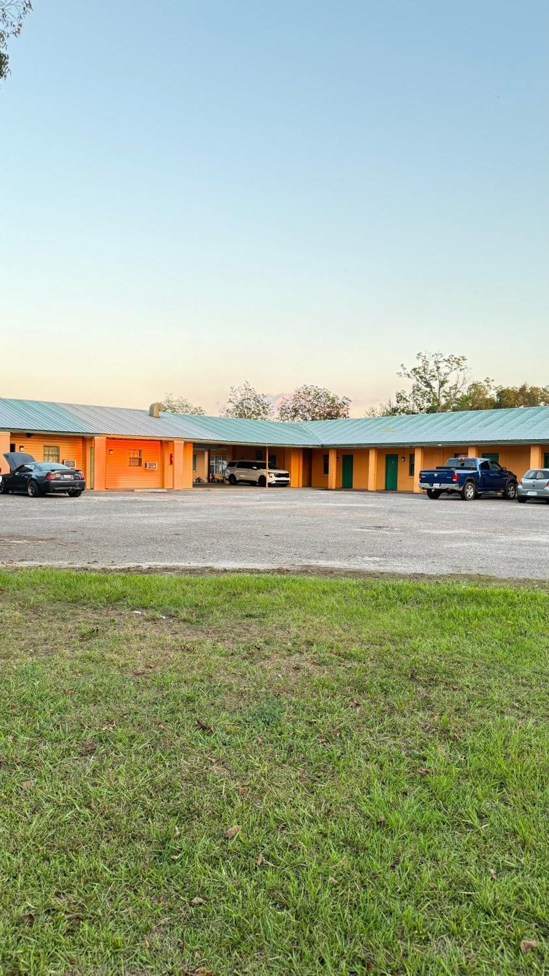 Greenlawn Motel Atmore Extérieur photo